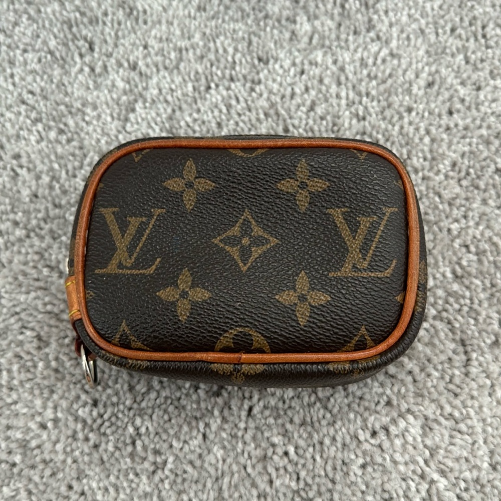 Louis Vuitton Wapity